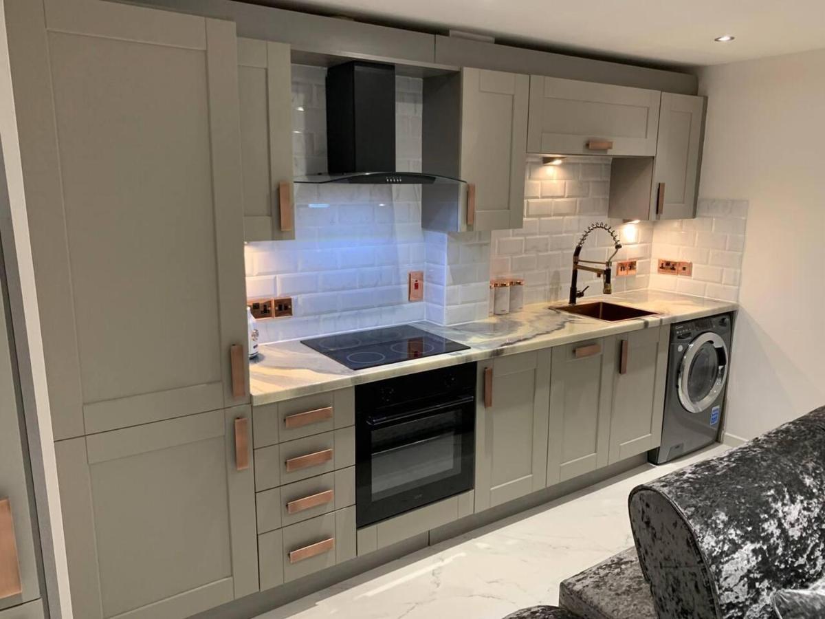 Lavish The Marble Apartment Bury St. Edmunds